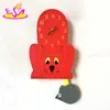 Wholesale best quality wooden cat and mouse wall clock for children as sale W14K040