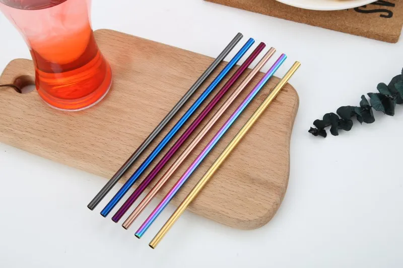colorful straw