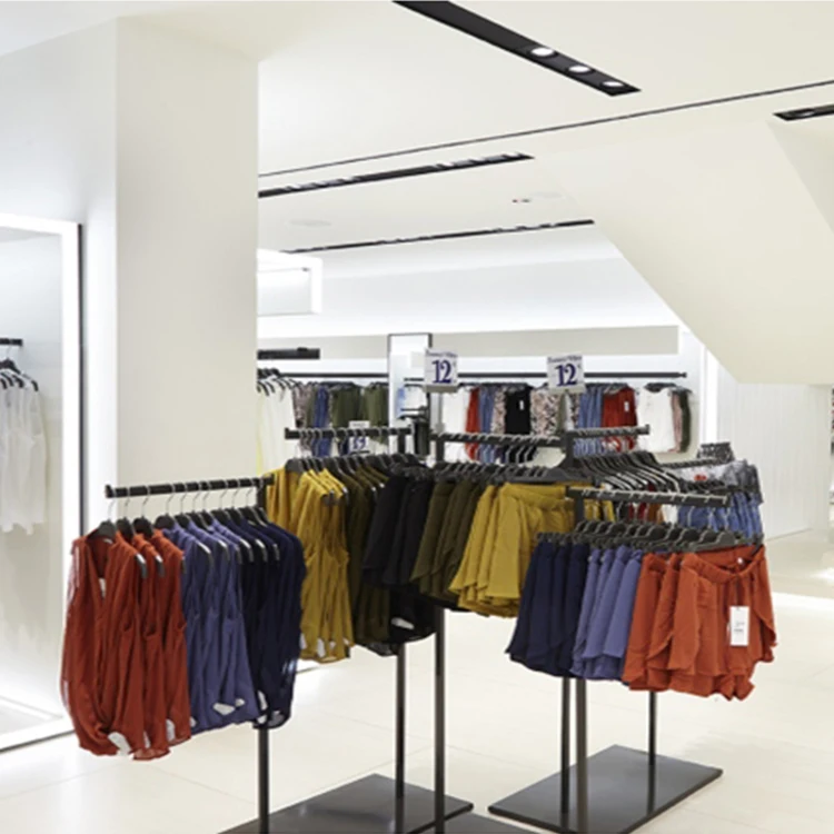 Almacén Fabricante Venta Al Por Menor Ropa De Visualización Bastidores