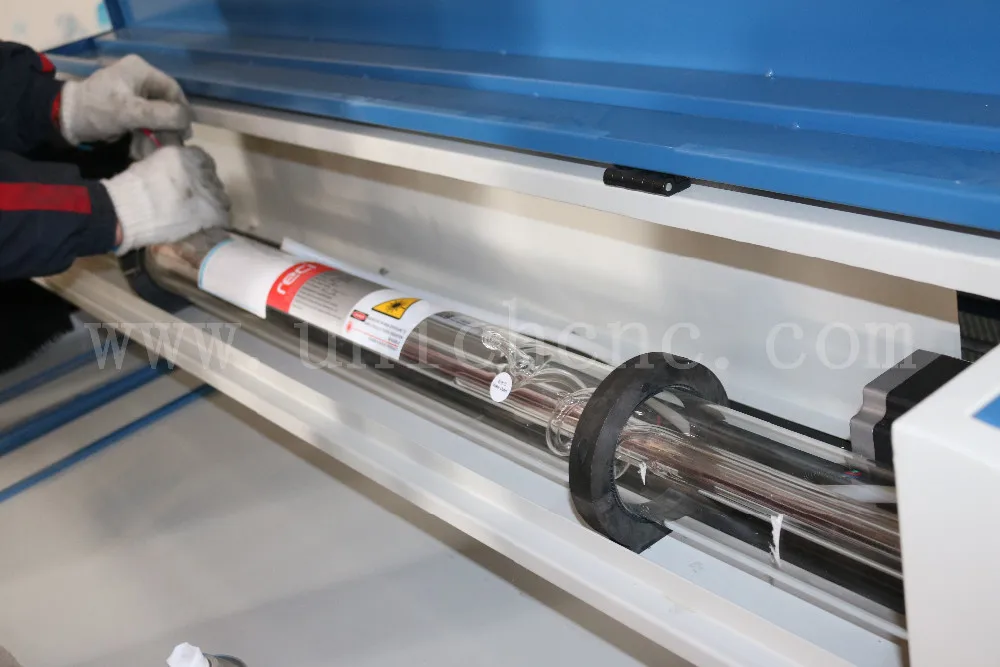 high precision CNC Laser Wood Cutting Machine Price 1325/co2 laser