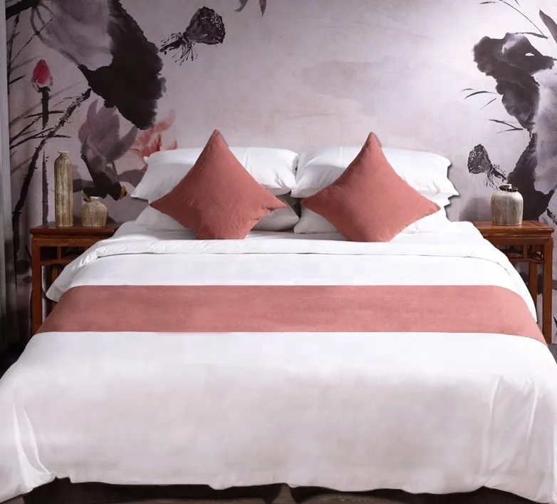 Customized Polyester Hotel Bed Throws Bed Runner For Hotel And Home