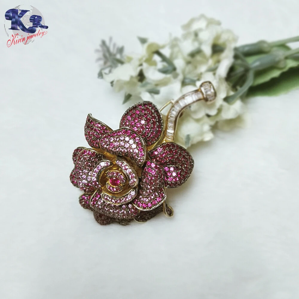 Hot selling very popular gold plated silver flower brooch