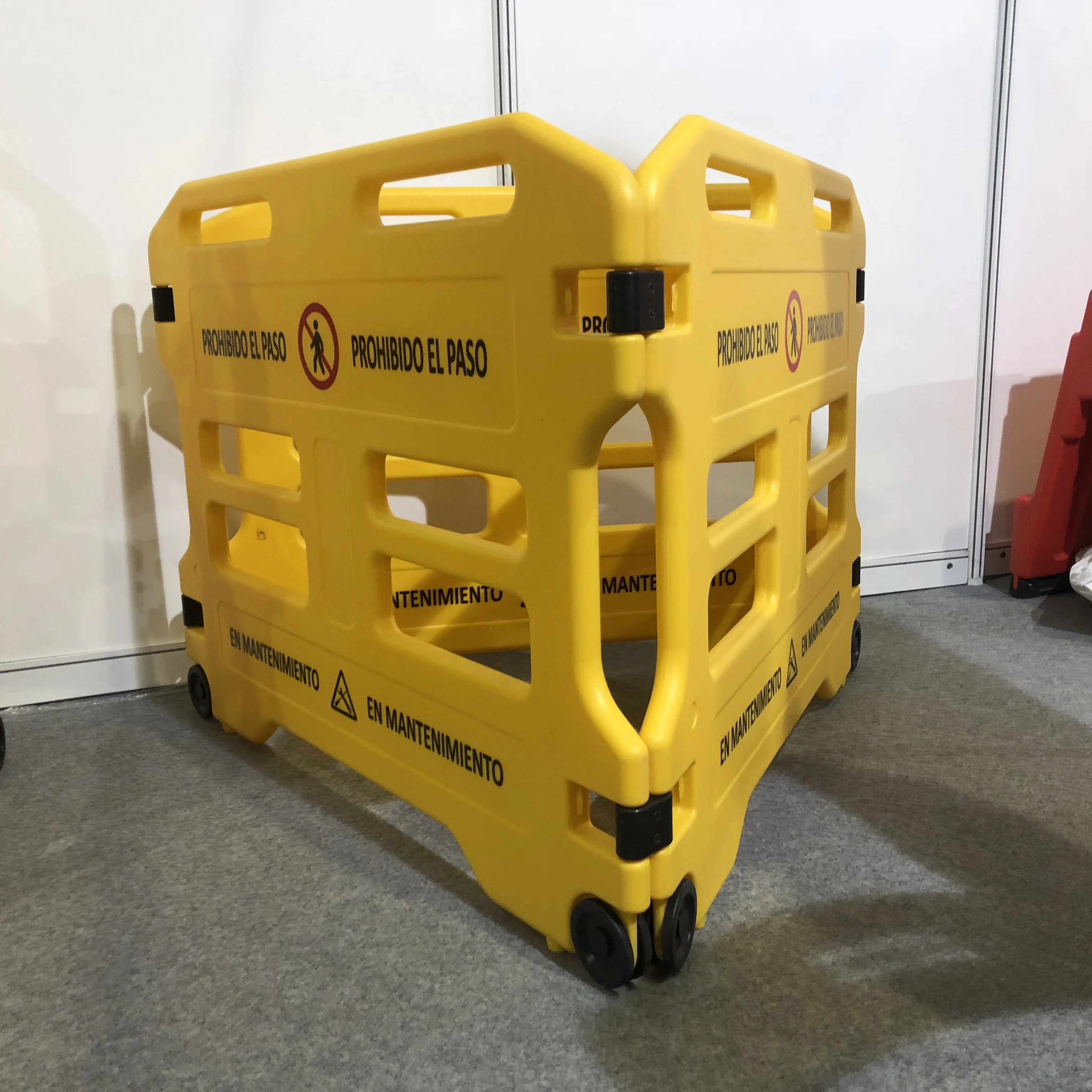 Expandable Barricade 6 Panels Flexible Barricade For Nigeria