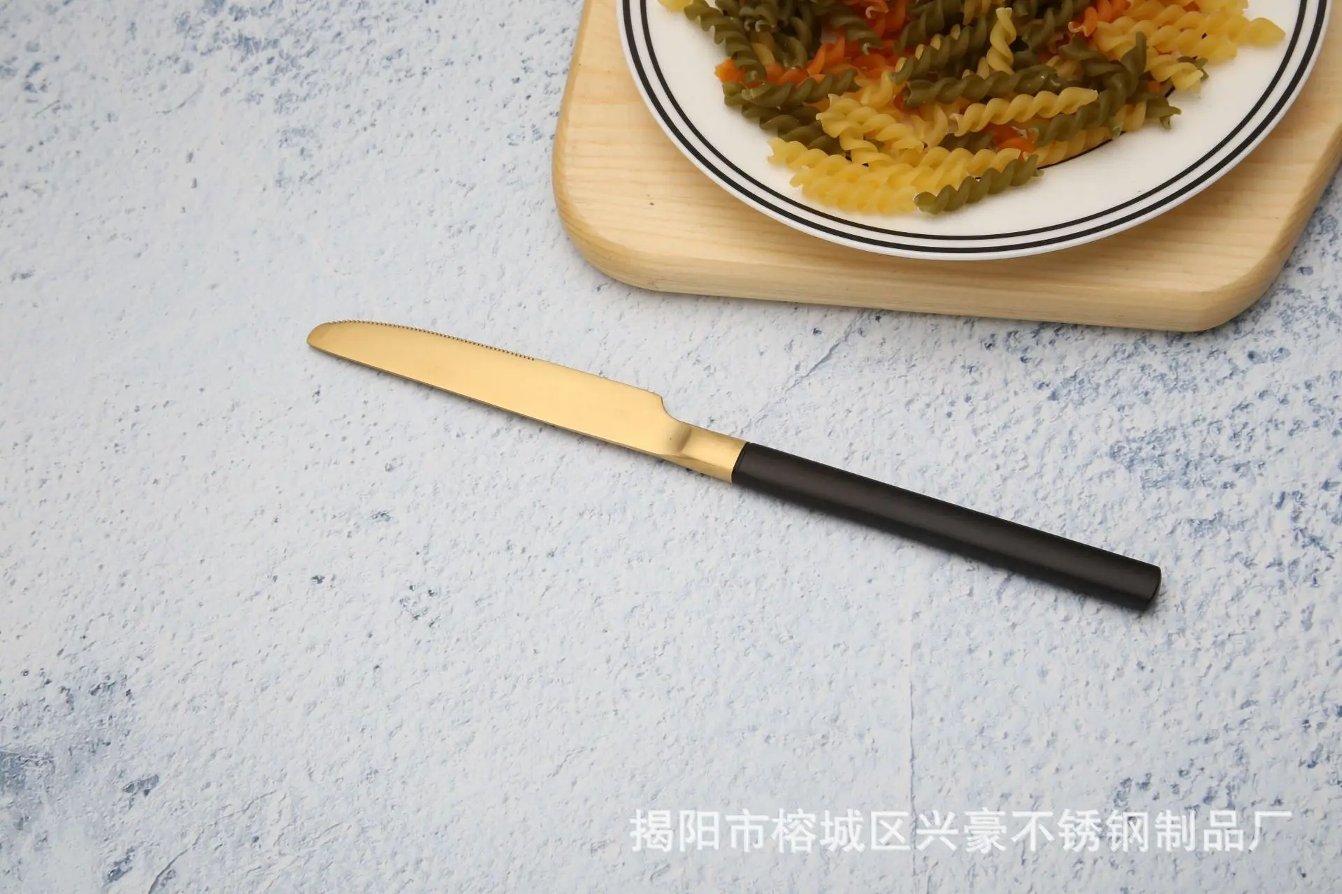 Luxury Gold Coated Titanium Plated Stainless Steel Flatware Set Fork Spoon Knife