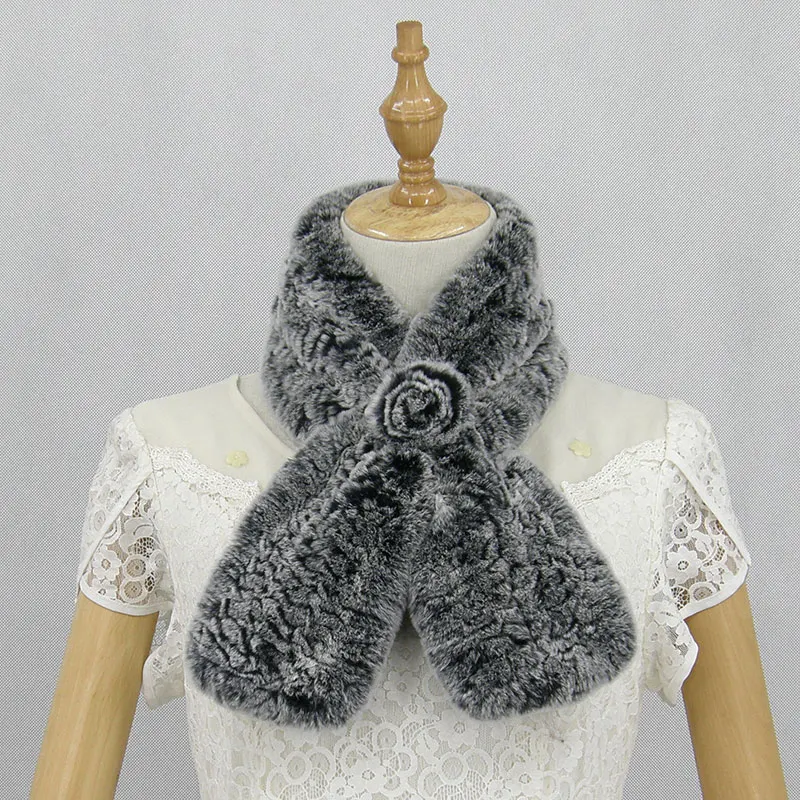 High Quality Hand-knitted Rabbit Fur Scarf In A Variety Of Colors With