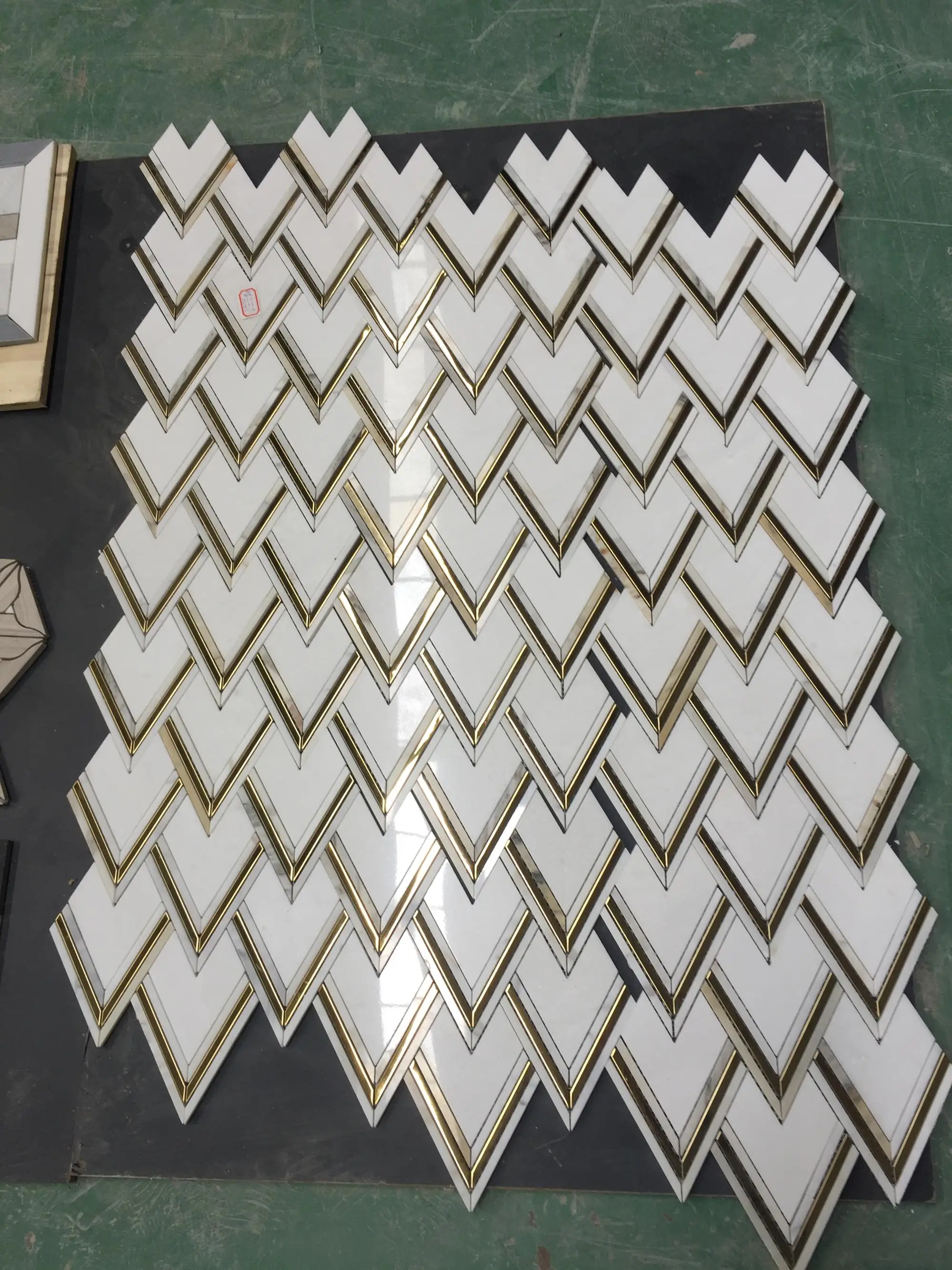 Custom Vzag White Gold Marble Brass Inlay Waterjet Mosaic Tile - Buy