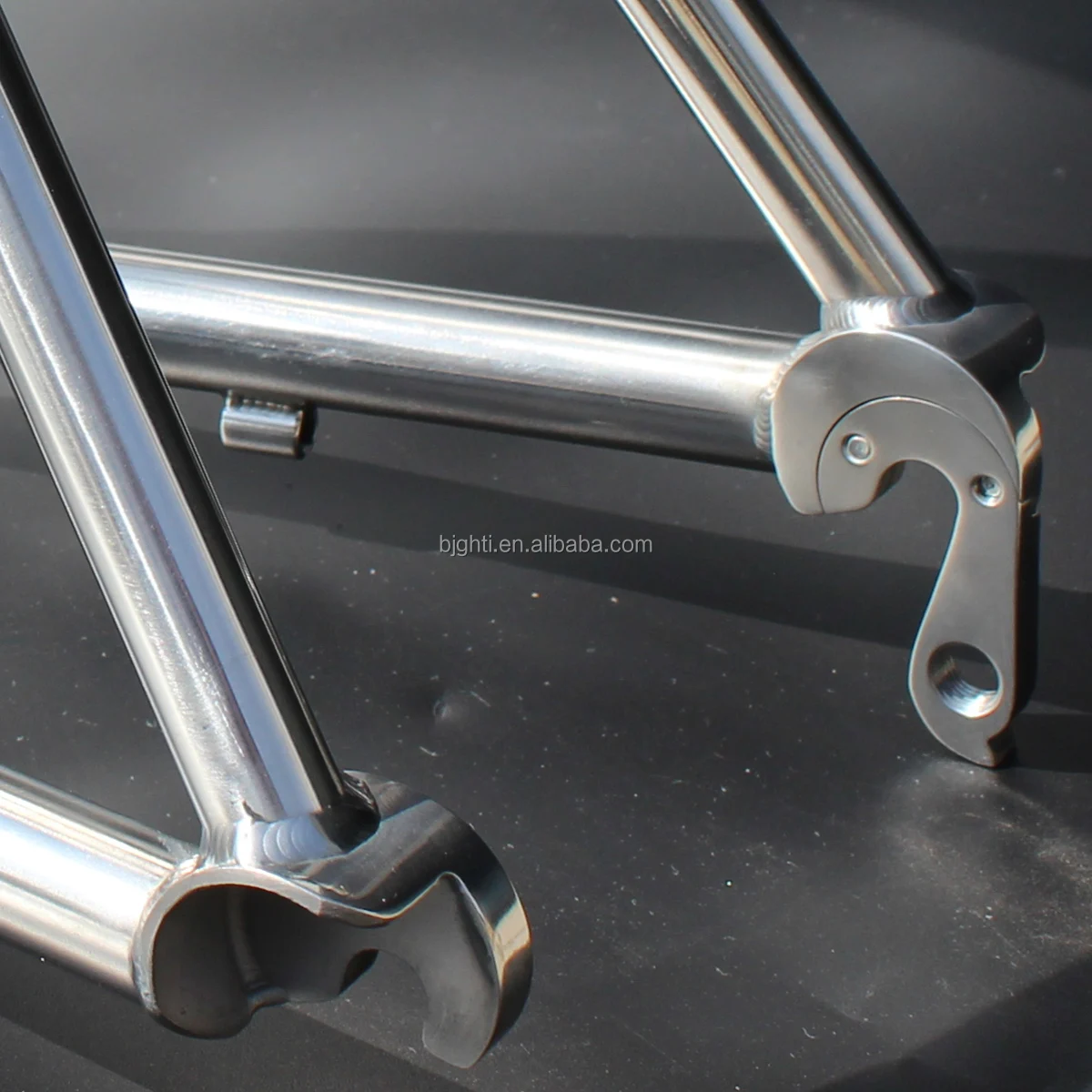 polishing titanium bike frame