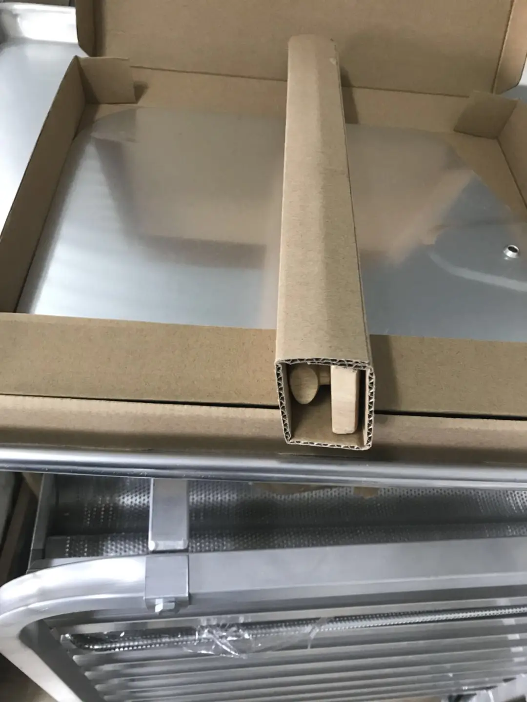 pizza peel with folding handle