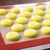 2015 Wholesale High Quality Non-stikc Silicone Dessert Bakeware Mat / Kitchen Silicone Oven Baking Mat