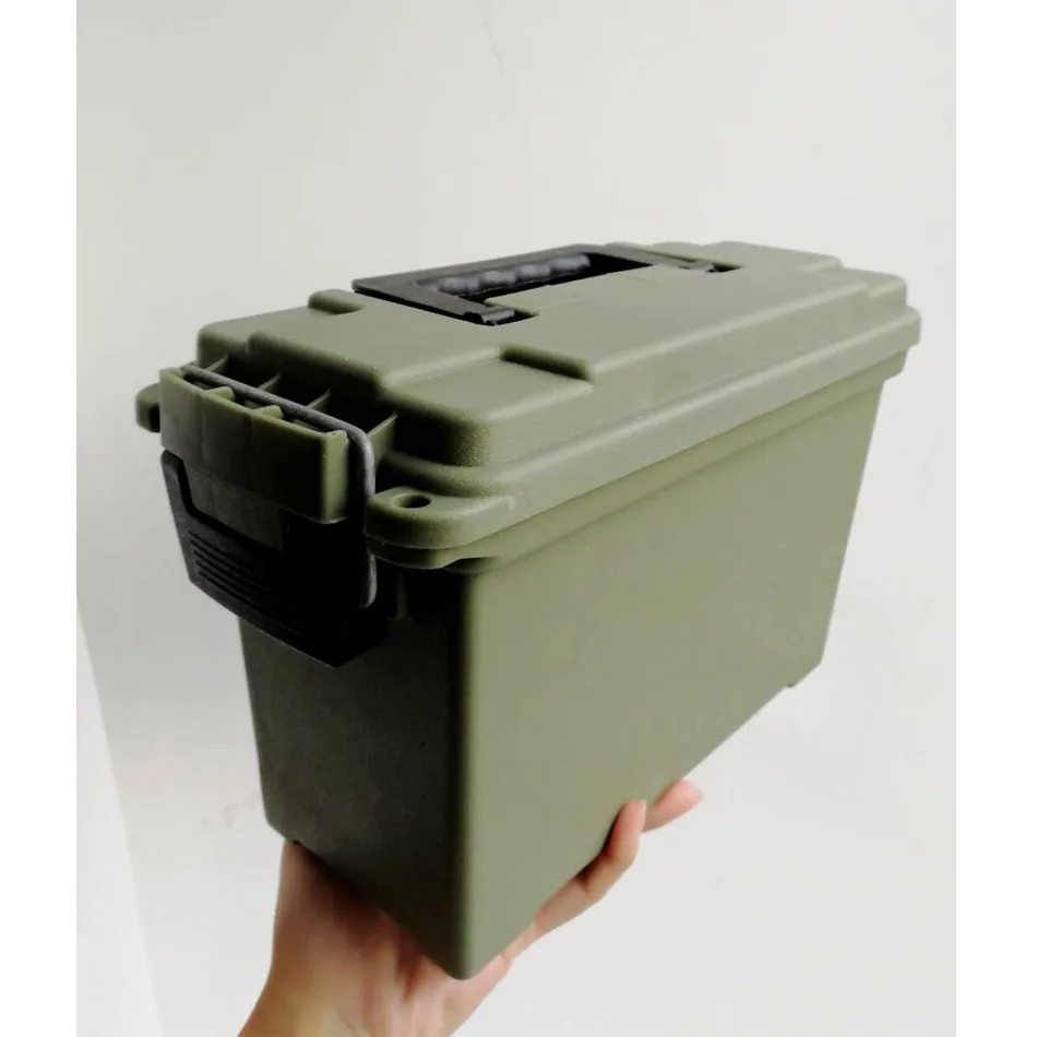 Green ammo cans 11.jpg