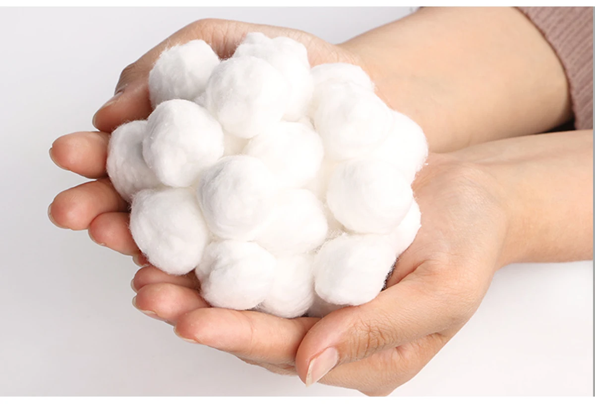 We have more than 10 years experience in manufacturing Medical cotton balls which are use...