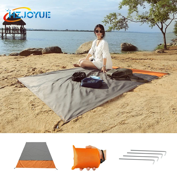 Outdoor Pocket Blanket Foldable Beach Mat Waterproof Picnic Travel