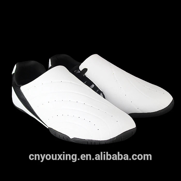 wholesale shoes in bulk