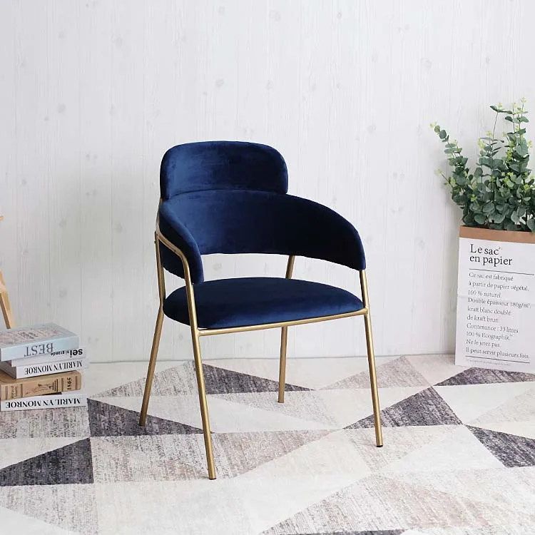 Rose gold chair (2).jpg