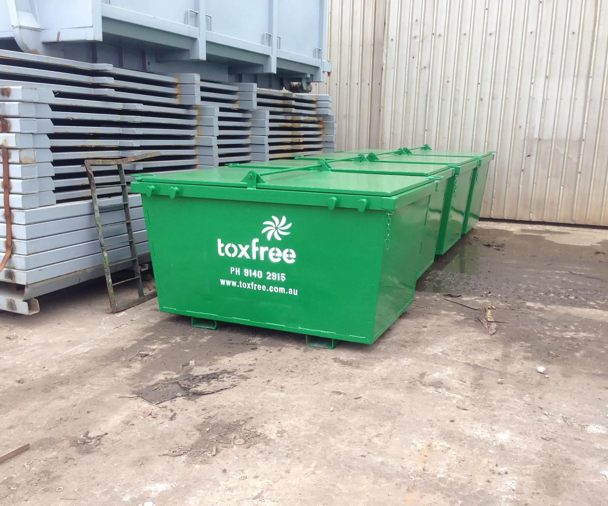 T32 2 M3 Skip Bins Waste Bins For Outdoor With Steel Lids Buy Skip Bins,Metal Scrap Bins,Waste