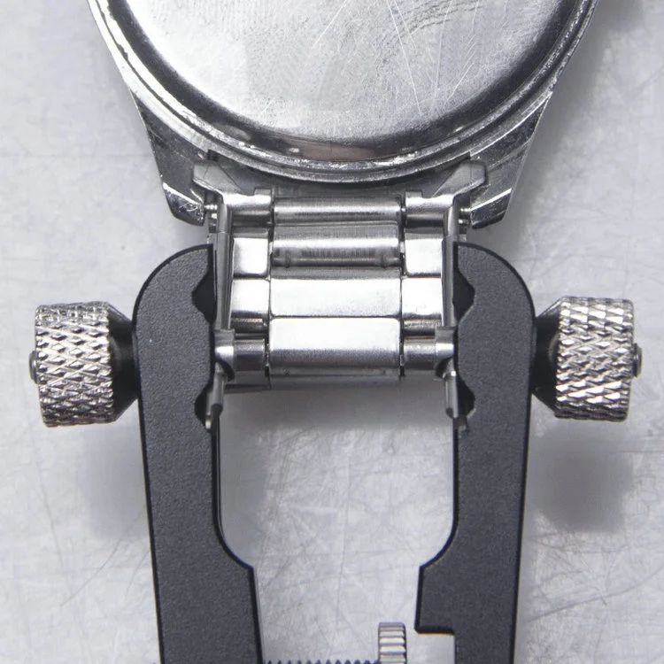 11277396985_1390747773