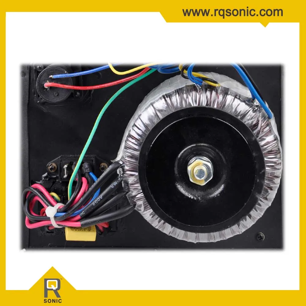 Amplificateur module pour hautparleur actif 15 AMXQÉclairage, audio et vidéo professionnelsID