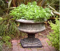 Botou hengsheng cast iron decorative flower planters and urns