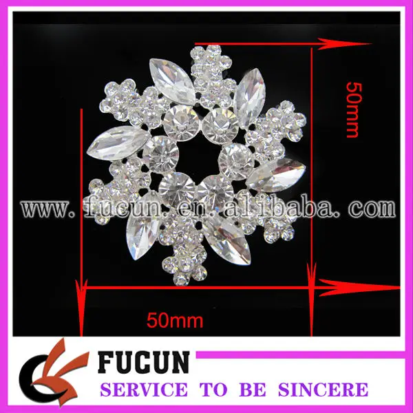 rhinestone brooch 2d.jpg