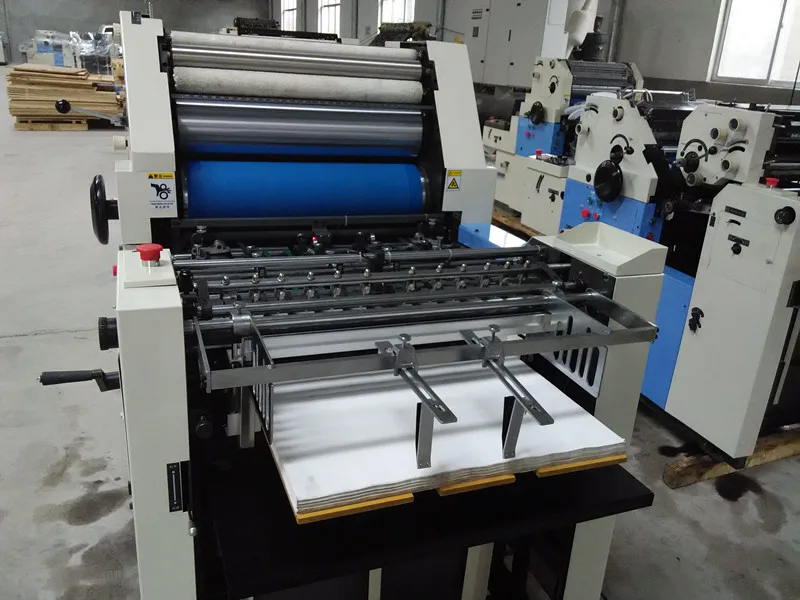 Max printing. Четырехцветная офсетная печатная машина.