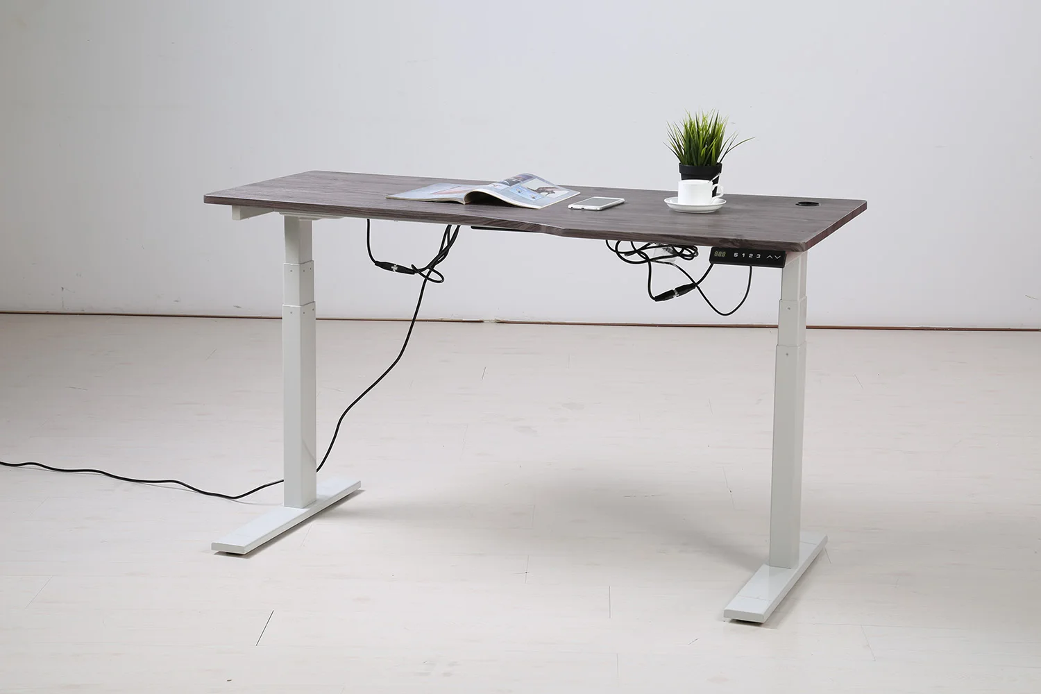 Newest design black flexible adjustable height lifting sit and stand ergonomic desk mobile movable office table with wheels