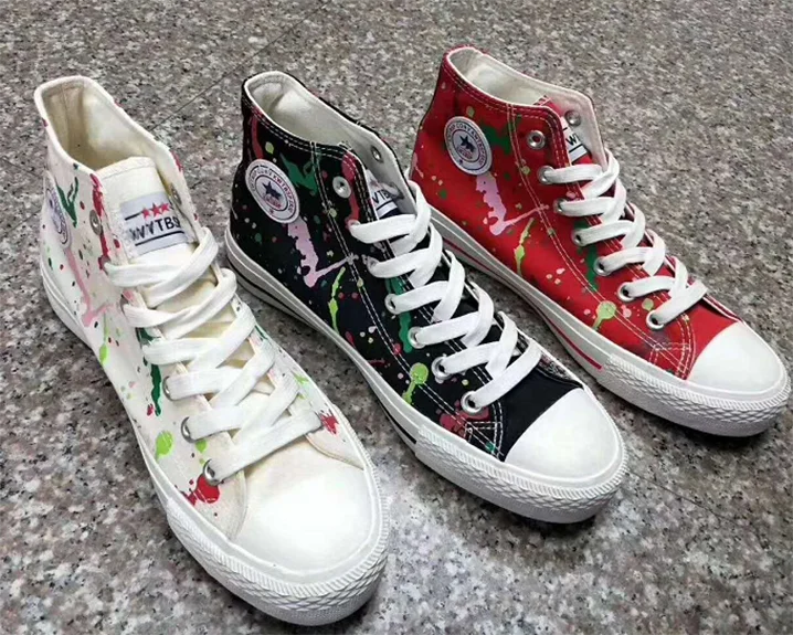 hi top canvas shoe.png