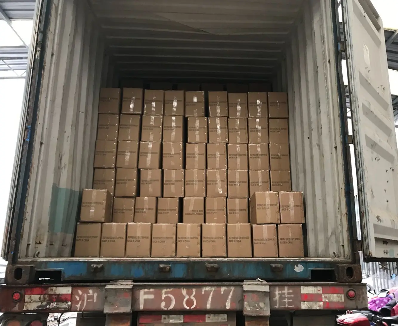 container1.jpg