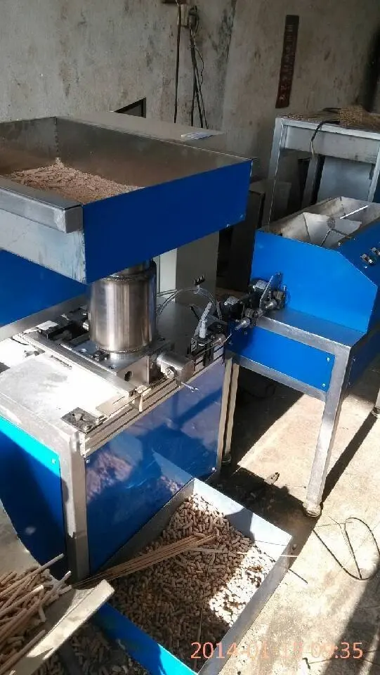 机器参数 模型 zfzqx-a 容量 260pcs/min (棒) 马达 3.5kw,380v/220v