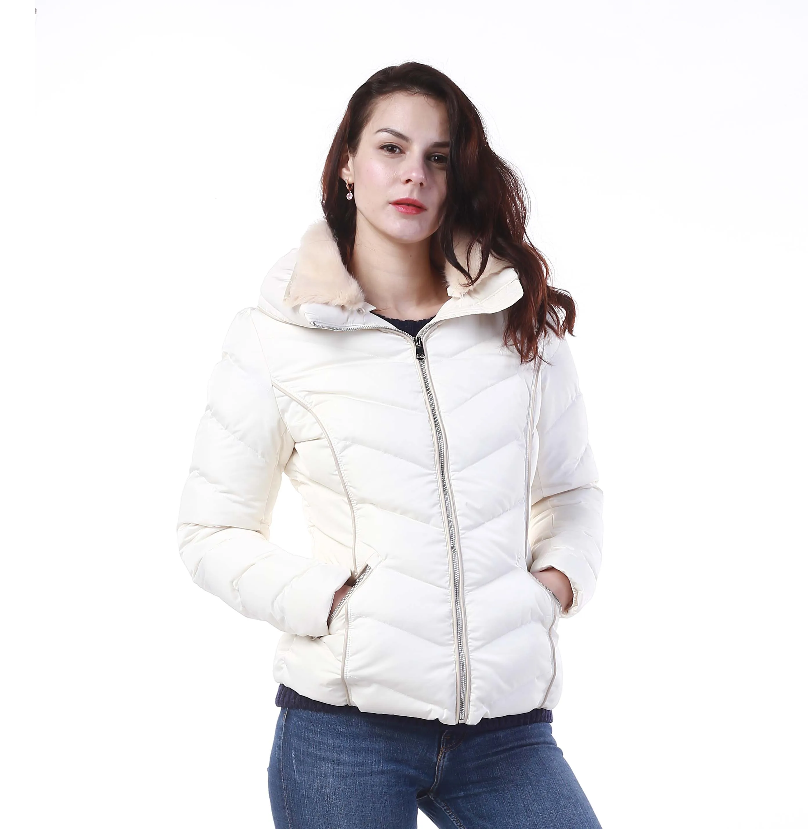 плюшевое пальто короткое. мягкая курточка. куртки двухсторонние женские пушистые. G star women верхняя одежда. мягкая куртка.