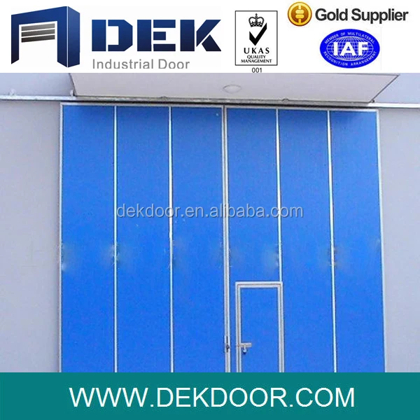 China Smooth Temporary Folding Door For Warehouse China Smooth Temporary Folding Door For Warehouse