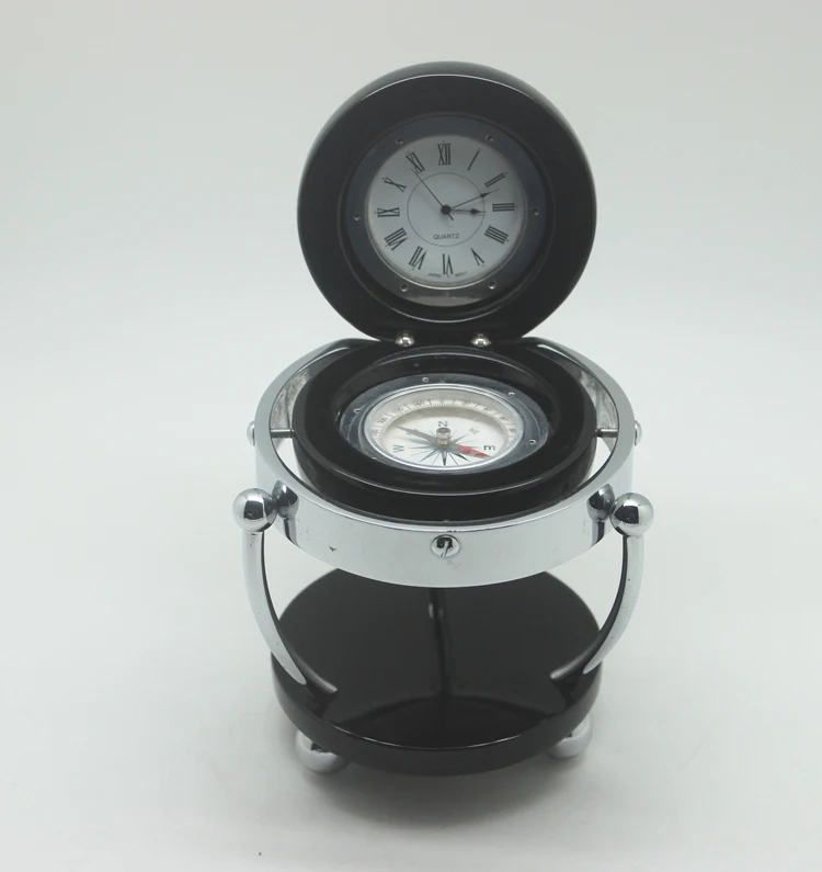 Black Color Piano-finished Wood Compass Time Desk Clock