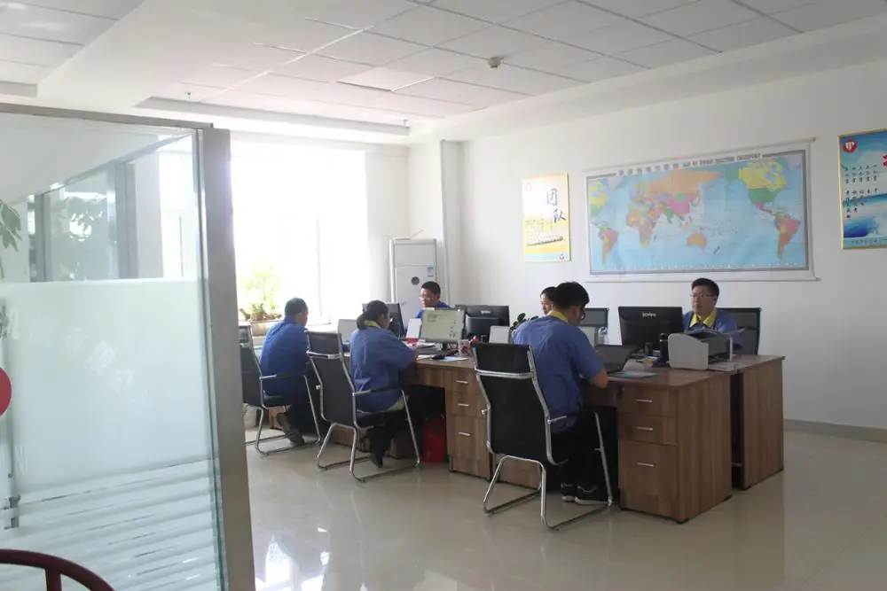 Automic small slaughterhouse poultry cutting machine for frozen chicken