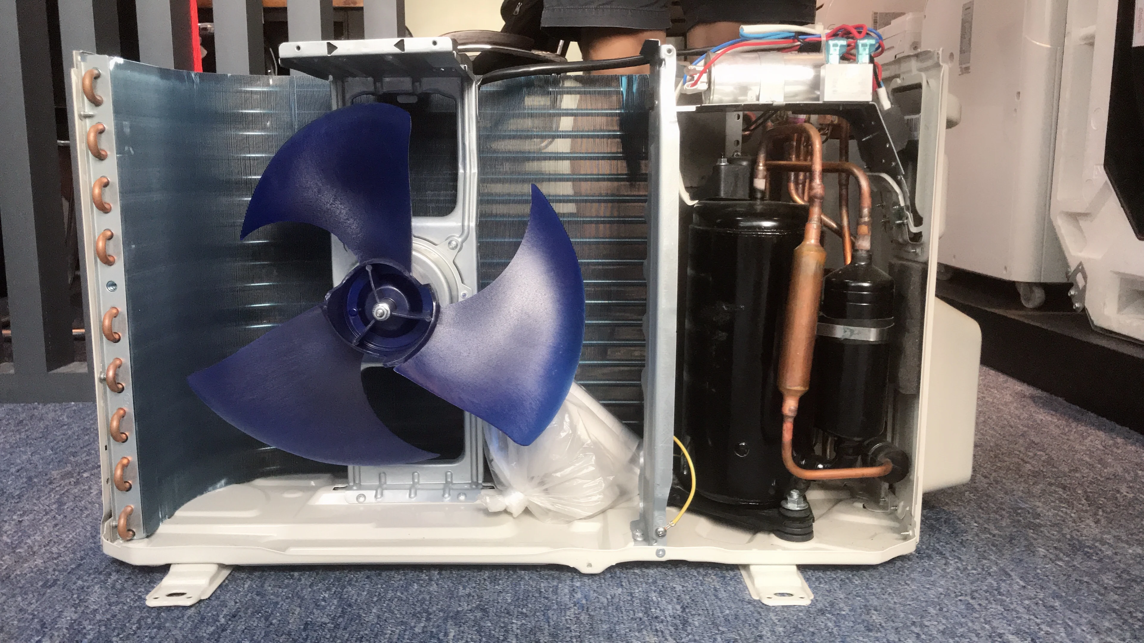 Inverter Air Conditioner R410a Or R32 Environmental Friendly Heat Pump ...