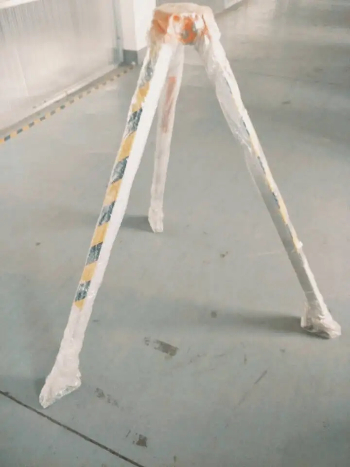 tripod 1