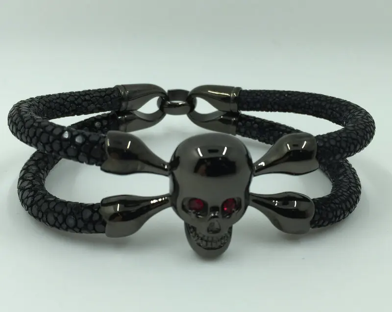 2017 Mens Leather Skull Bracelet With Eyes Luxury 2017 Mens Leather Skull Bracelet With Eyes Luxury Display For Men