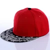 Custom Acrylic Twill Material Street Fashion Two Tone Stylish 6 Panels Flat Brim Mens White Print Paisley Hip Hop Snapback Hat