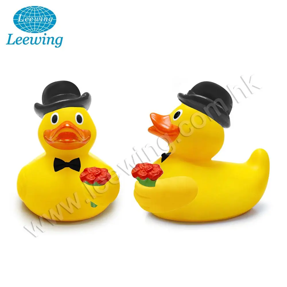 bath duck gentleman with flower valentine gift