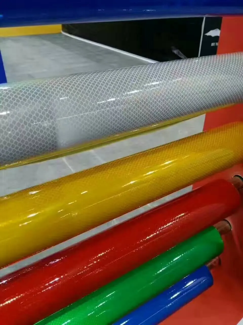 中国制造 a级黄色红色蓝色白色反光材料