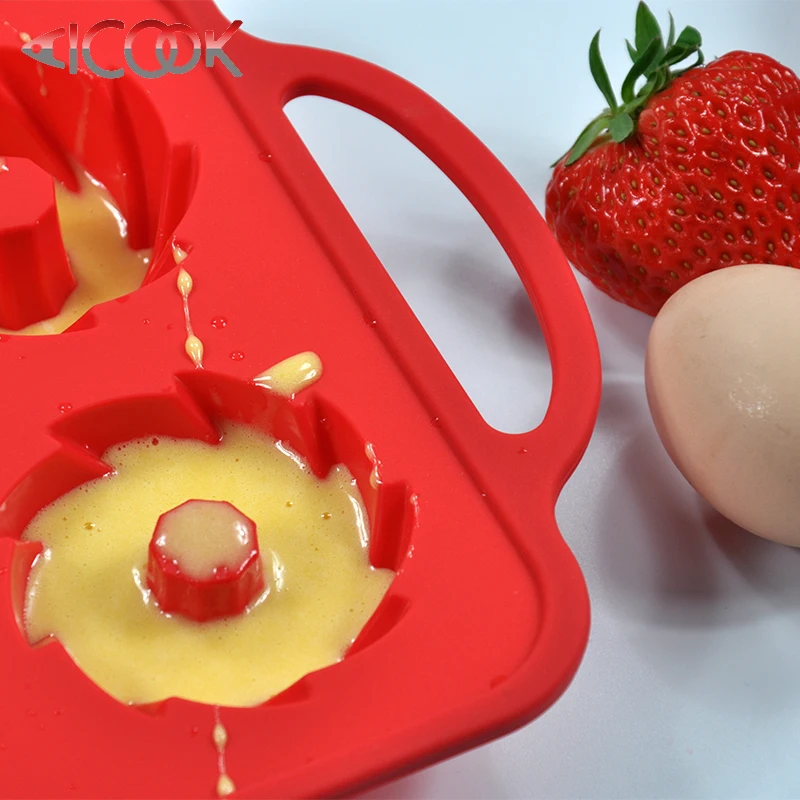 12 cups silicone muffin pan.jpg