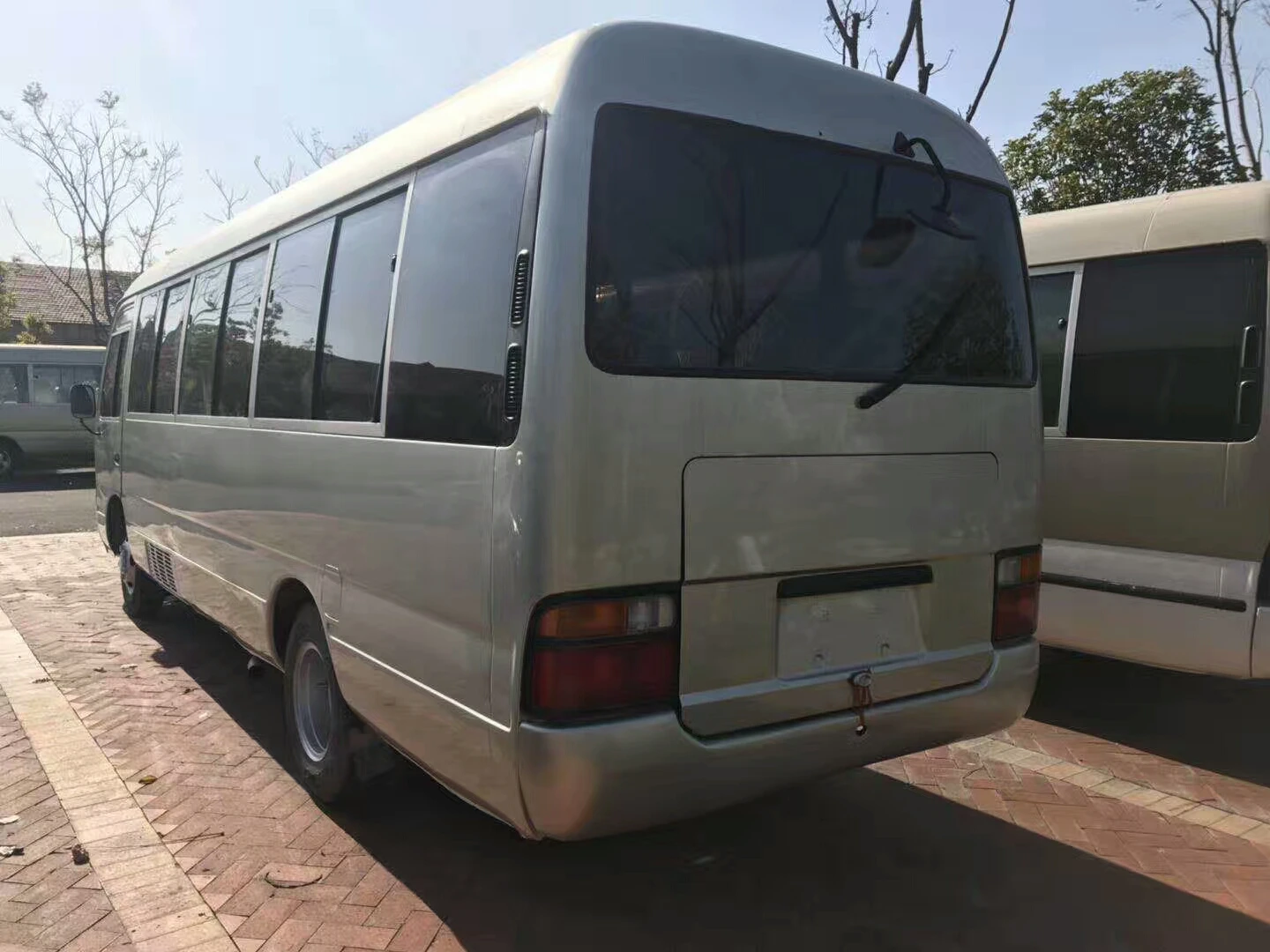 Coaster Bus 30 Seats Diesel Engine Used Coaster Bus For Sale - Buy 30 ...