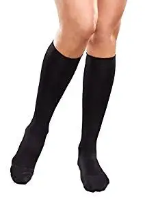 knee high opaque tights