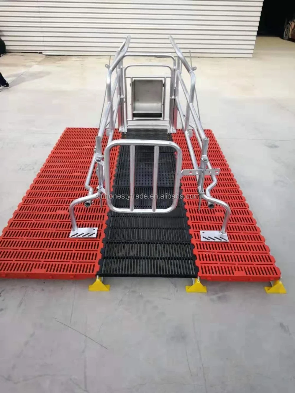 Pig Farrowing Crate Plastic Slat Floor For Sale Buy Plastic Slat