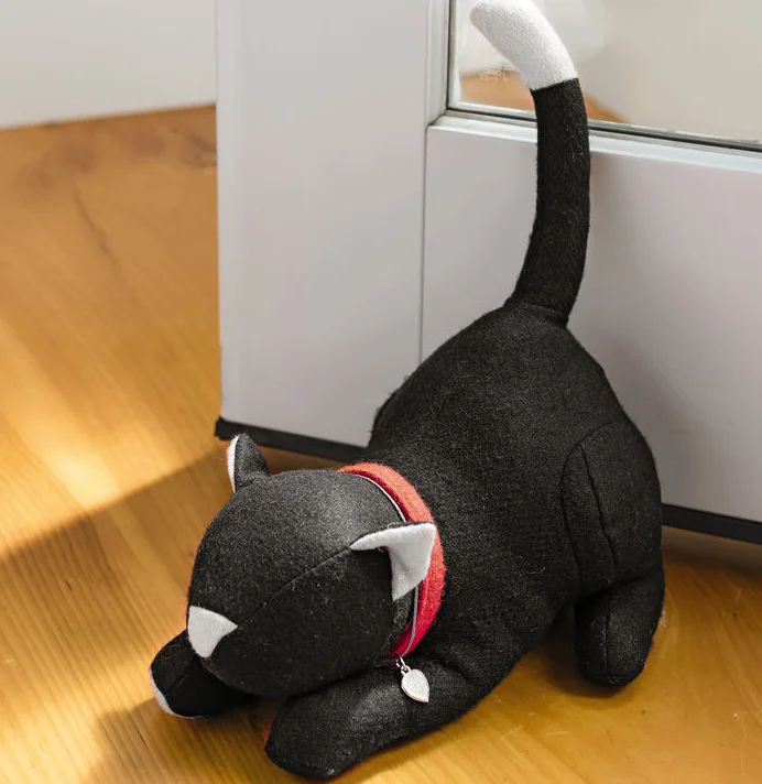 Custom Soft Animal Dog Door Stopper Cartoon Stuffed Plush Door Draft