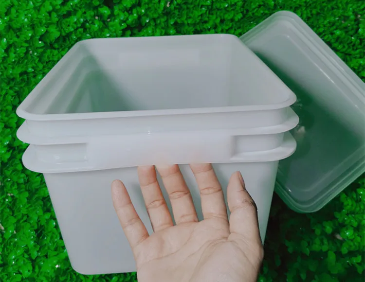 100% virgin PP Material Food Grade  8L Plastic Bucket