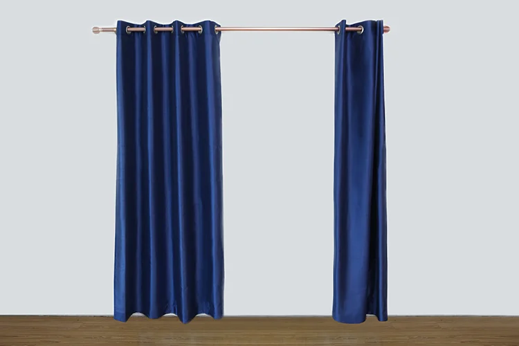 窗帘 项目名称 遮光窗帘 函数 高着色 (70%-90%) 安装类型 侧面安装