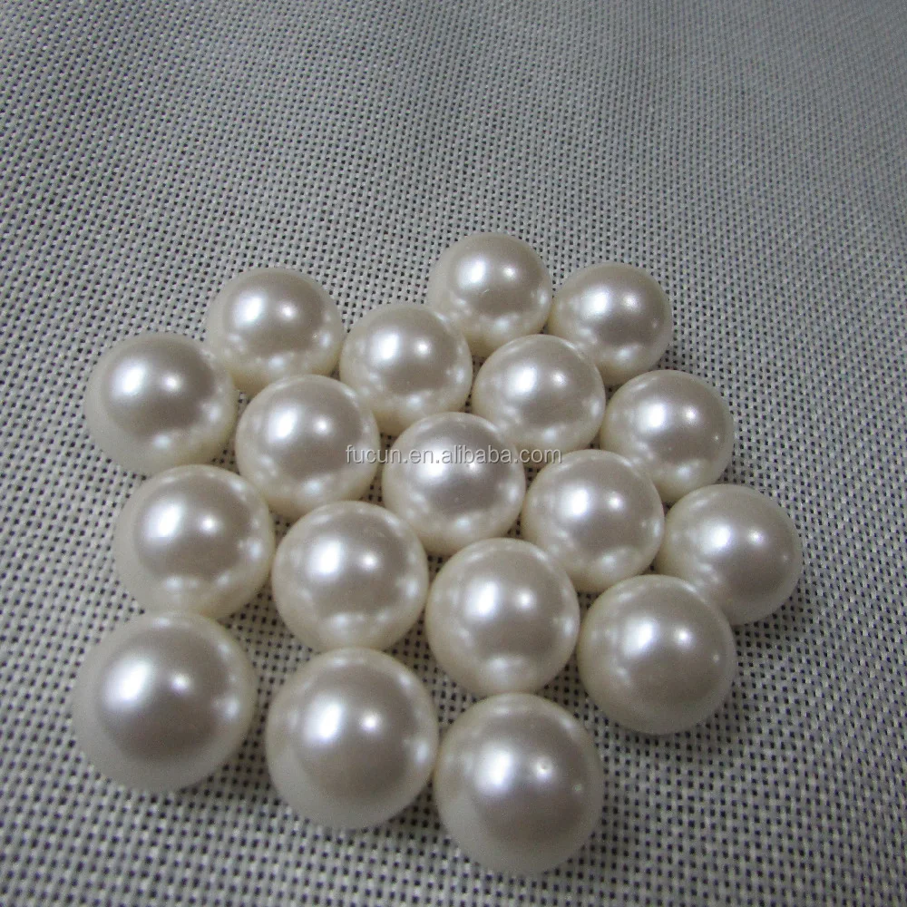 plastic pearl (1).jpg