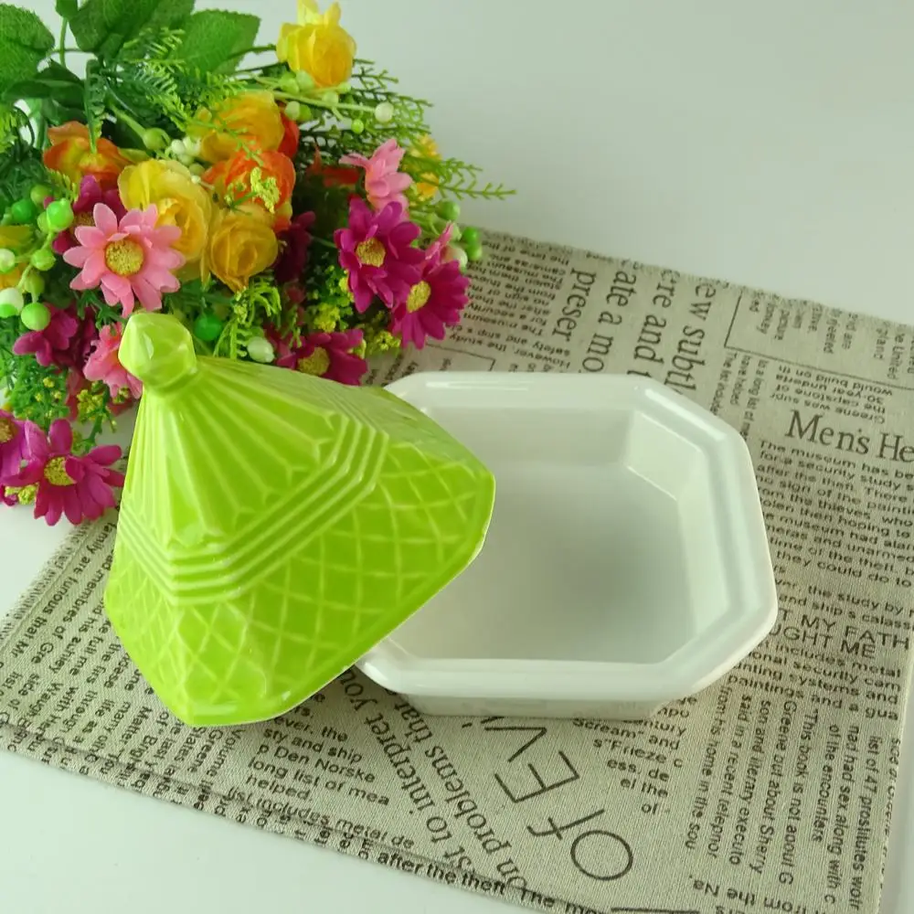 廉价散装批发独特的黄油盘子陶瓷搪瓷黄油盘子带盖