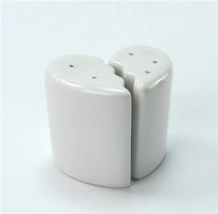 Restaurant hotel used kitchen spice tools personalized hug custom salt and pepper shaker