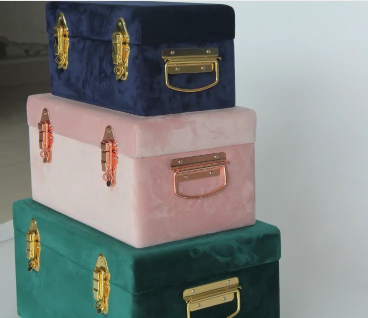 Set Of 3 Velvet Trunk Box With Gold Accessories Buy Velvet Trunk