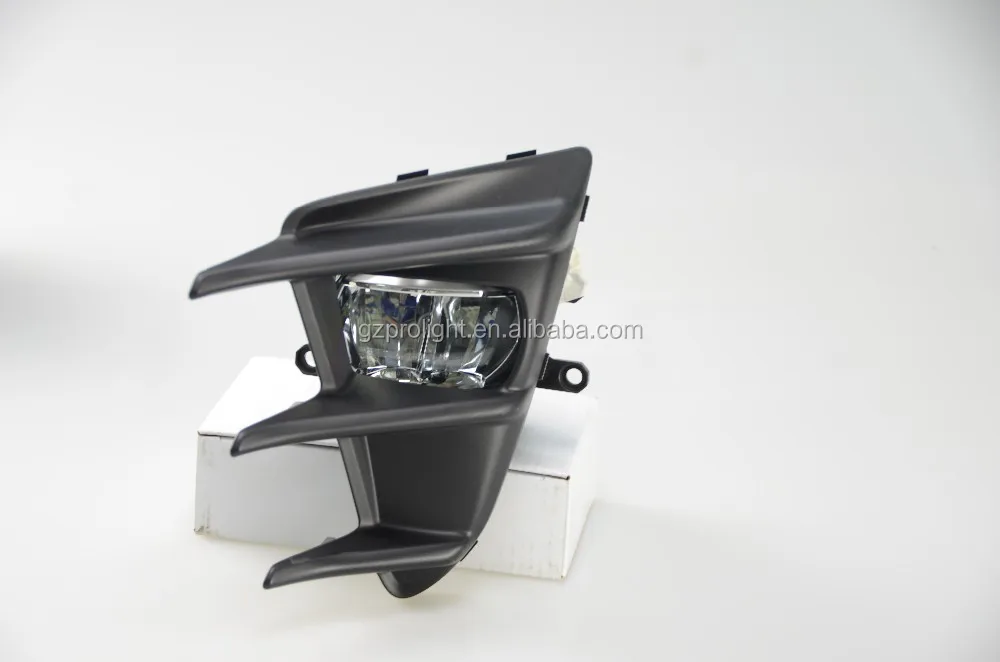 TY077B  Toyota GT86 2017 fog light.JPG